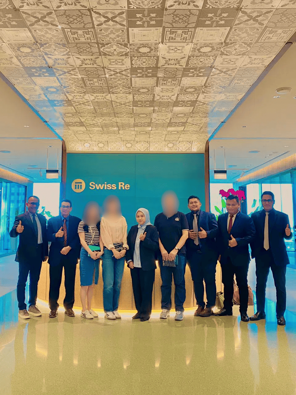 Gallery Image - Singapore International Reinsurance Conference And Tour Company