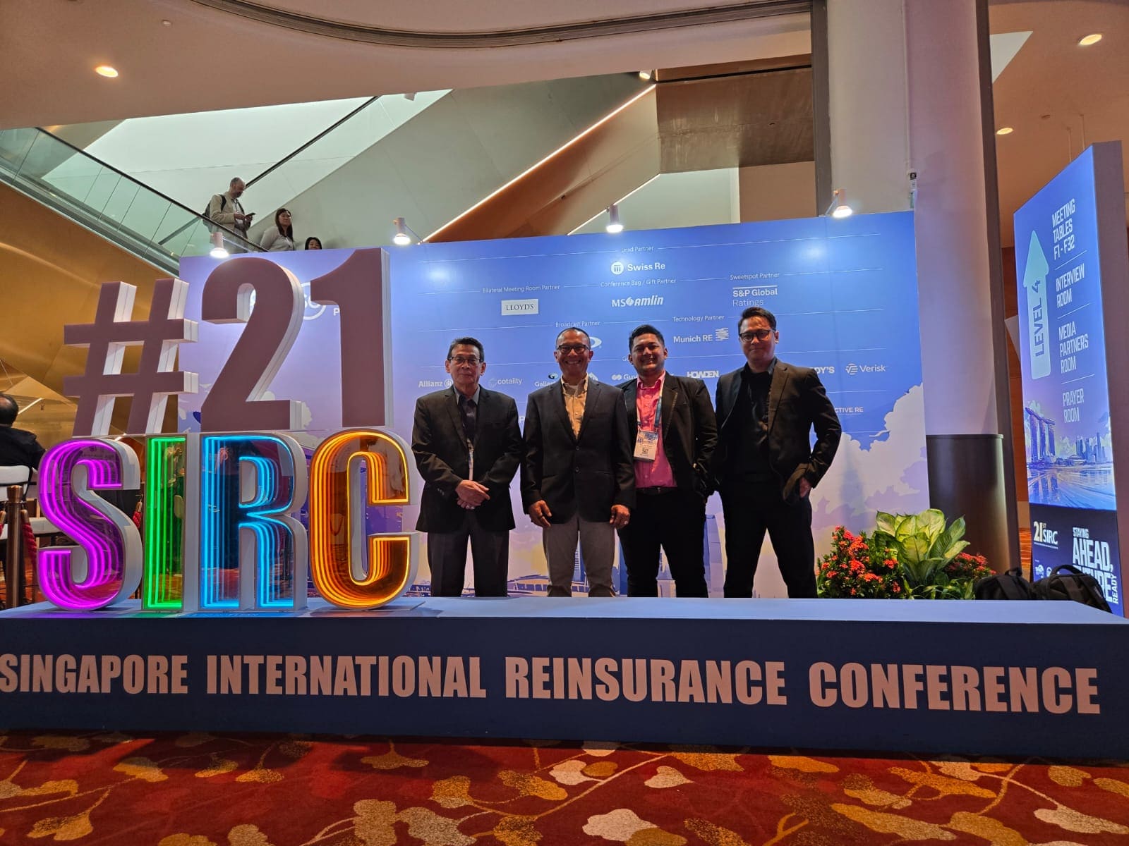 Gallery Image - Singapore International Reinsurance Conference And Tour Company